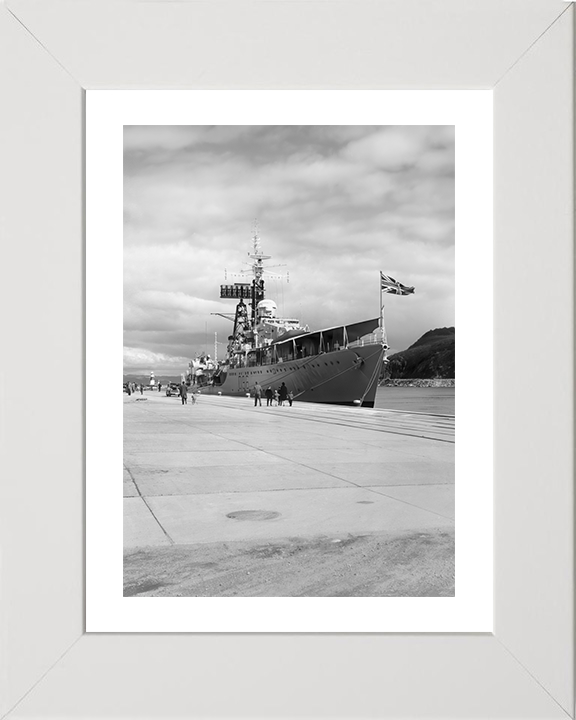 HMS Crossbow (D96) Photo Print - Trondheim 1961 - Royal Navy Weapon Class Destroyer Hampshire Prints 10 x 8 White Frame Yes
