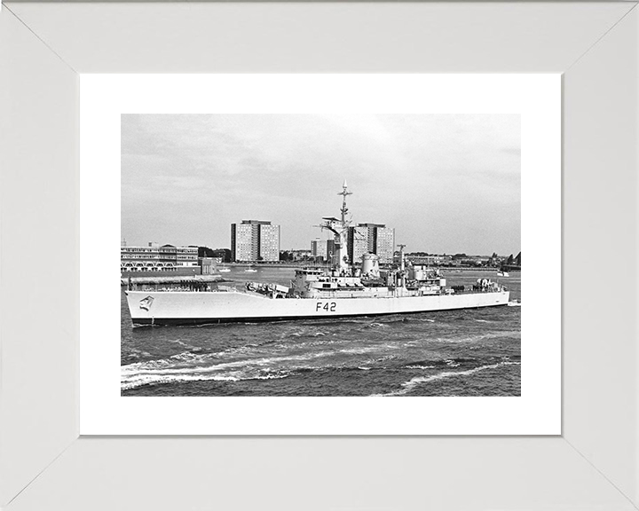 HMS Phoebe (F42) Photo Print - Leaving Portsmouth 1984 - Royal Navy Leander Class Frigate Posters, Prints, & Visual Artwork Hampshire Prints 10 x 8 White Frame Yes