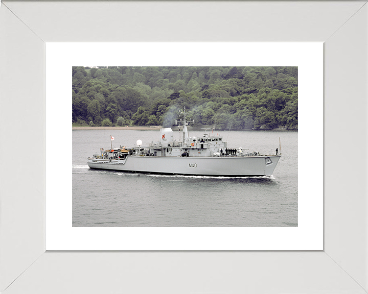 HMS Berkeley (M40) Royal Navy Hunt Class Mine Warfare Vessel Plymouth Sound Photo Print Wall Art Decor Posters, Prints, & Visual Artwork Hampshire Prints 10 x 8 White Frame Yes