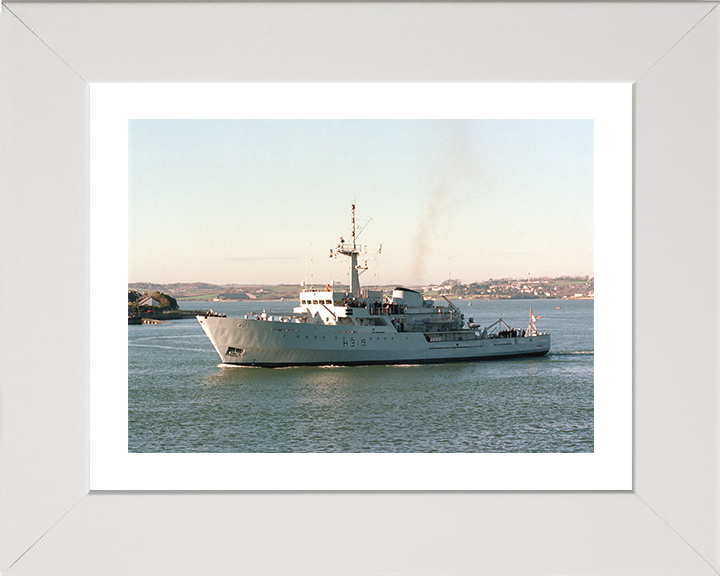 HMS Beagle (H319) Photo Print - Leaving Devonport - Royal Navy Bulldog Class Survey Vessel