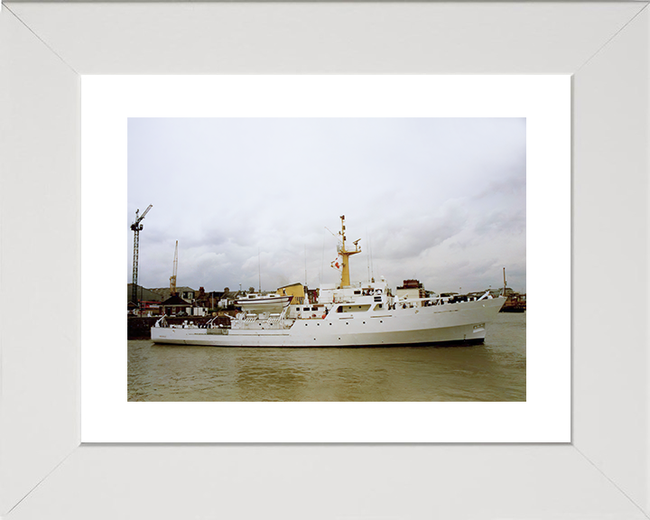HMS Beagle (A319) Royal Navy Bulldog Class Survey Vessel Starboard Beam View Photo Print Wall Art Decor Posters, Prints, & Visual Artwork Hampshire Prints 10 x 8 White Frame Yes