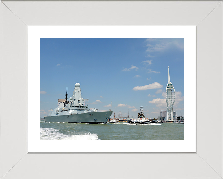 HMS Daring (D32) Royal Navy Type 45 Destroyer Leaves Portsmouth 2013 Photo Print Wall Art Decor Posters, Prints, & Visual Artwork Hampshire Prints 10 x 8 White Frame Yes