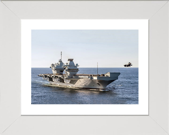 HMS Queen Elizabeth R08 Royal Navy Queen Elizabeth Class Aircraft Carrier Photo Print or Framed Print - Hampshire Prints