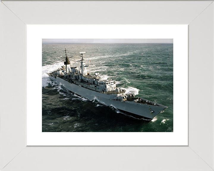 HMS Beaver (F93) Royal Navy Type 22 Frigate Hard Turn Photo Print Wall Art Decor Posters, Prints, & Visual Artwork Hampshire Prints 10 x 8 White Frame Yes