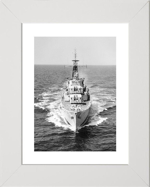 HMS Diamond (D35) Royal Navy Daring Class Destroyer At Sea 1961 Photo Print Wall Art Decor Posters, Prints, & Visual Artwork Hampshire Prints 10 x 8 White Frame Yes
