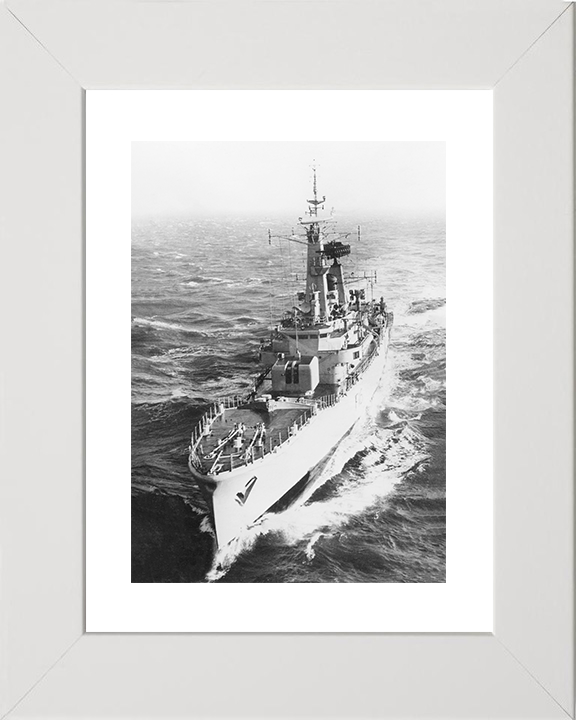 HMS Diomede (F16) Royal Navy Leander Class Frigate High Port Bow View Photo Print Wall Art Decor Posters, Prints, & Visual Artwork Hampshire Prints 10 x 8 White Frame Yes