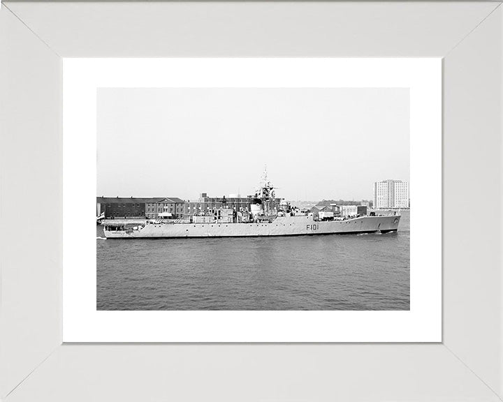 HMS Yarmouth F101 | Photo Print | Framed Print | Rothesay Class | Frigate | Royal Navy Hampshire Prints