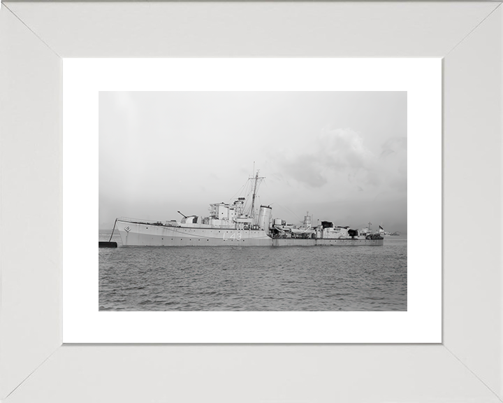 HMS Blackmore (L43) Royal Navy Hunt Class Destroyer At A Buoy Photo Print Wall Art Decor Posters, Prints, & Visual Artwork Hampshire Prints 10 x 8 White Frame Yes
