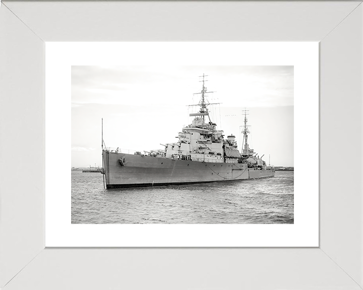 HMS Bermuda (52) Royal Navy Fiji Class Light Cruiser Port Bow View Photo Print Wall Art Decor Posters, Prints, & Visual Artwork Hampshire Prints 10 x 8 White Frame Yes