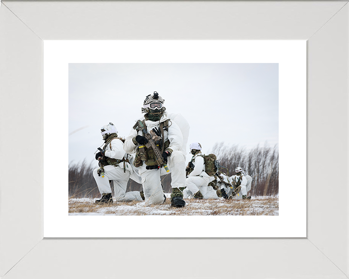 Royal Marines kneel During Cold Weather exercise Photo Print 40 Commando Marines Wall Art Military Decor Posters, Prints, & Visual Artwork Hampshire Prints 10 x 8 White Frame Yes