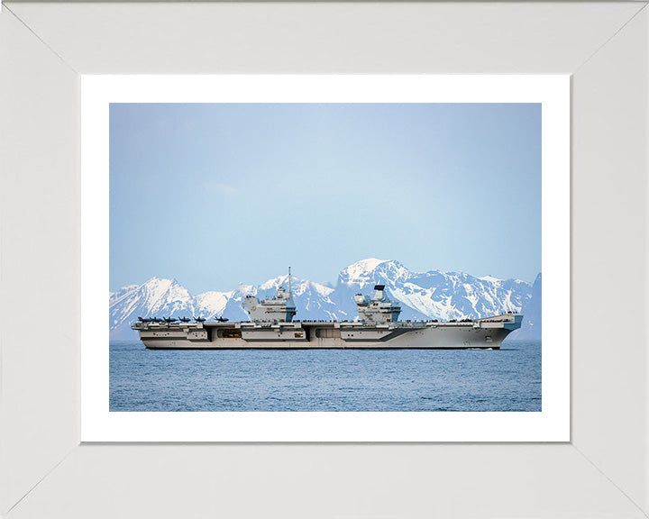 HMS Prince of Wales R09 | Photo Print | Framed Print | Queen Elizabeth Class | Aircraft Carrier | Royal Navy Hampshire Prints