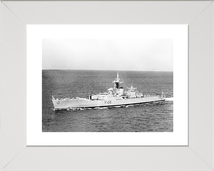 HMS Brighton (F106) Royal Navy Rothesay Class Frigate High Port Side View Photo Print Wall Art Decor Posters, Prints, & Visual Artwork Hampshire Prints 10 x 8 White Frame Yes
