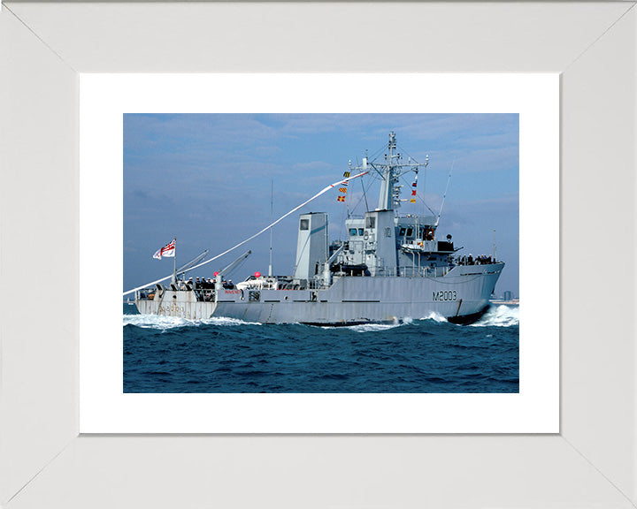 HMS Waveney M2003 Royal Navy River class minesweeper Photo Print or Framed Print - Hampshire Prints