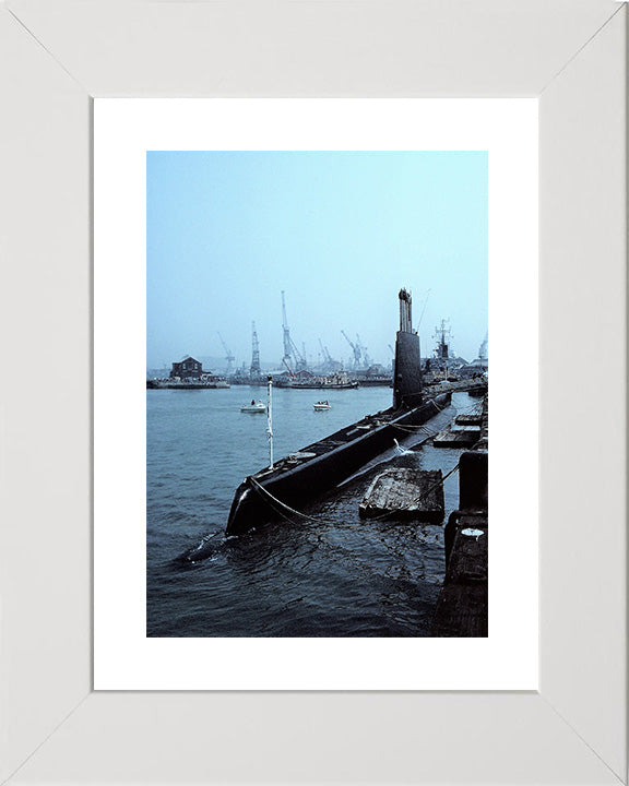 HMS Onyx (S21) Photo Print - Alongside - Royal Navy Oberon Class Submarine Hampshire Prints 10 x 8 White Frame Yes