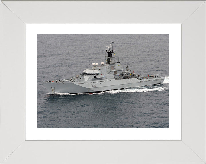 HMS Tyne P281 Royal Navy River class offshore patrol vessel Photo Print or Framed Print - Hampshire Prints