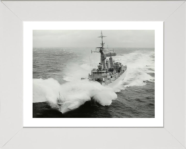 HMS Leander F109 | Photo Print | Framed Print | Leander Class | Frigate | Royal Navy Hampshire Prints