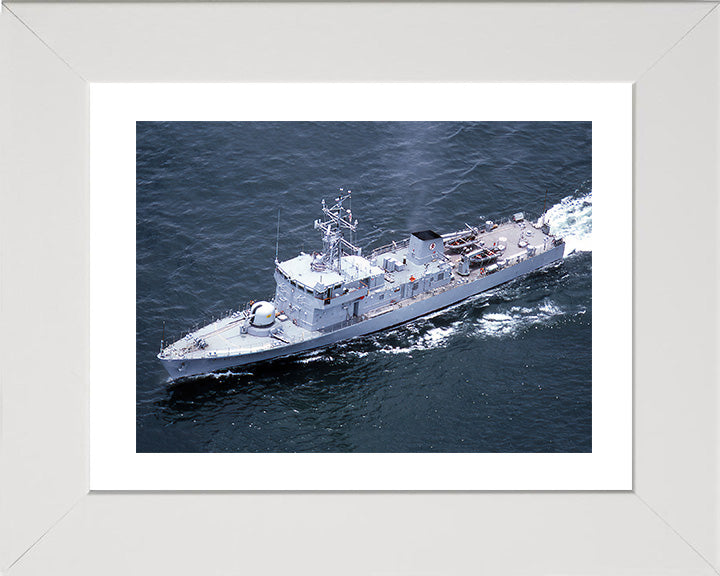 HMS Swift P243 Royal Navy Peacock Class Patrol Vessel Photo Print or Framed Print - Hampshire Prints