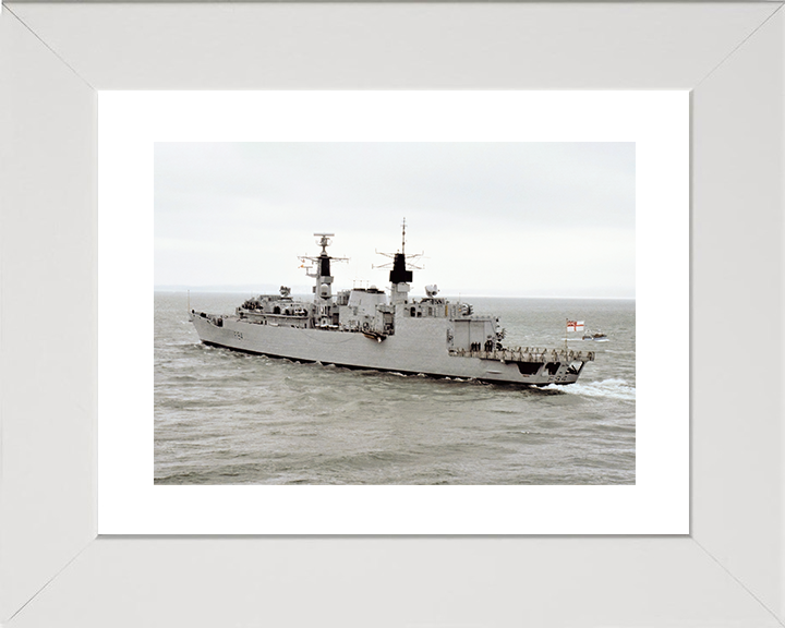 HMS Beaver (F93) Royal Navy Type 22 Frigate Underway Photo Print Wall Art Decor Posters, Prints, & Visual Artwork Hampshire Prints 10 x 8 White Frame Yes
