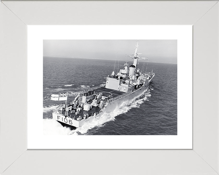 HMS Brighton (F106) Royal Navy Rothesay Class Frigate Starboard Quarter Photo Print Wall Art Decor Posters, Prints, & Visual Artwork Hampshire Prints 10 x 8 White Frame Yes