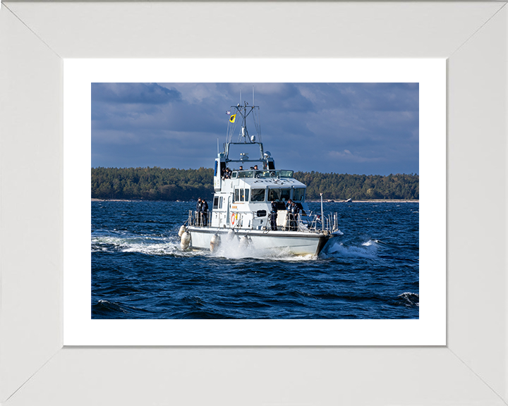 HMS Dasher (P280) Photo Print - Underway 2025 - Royal Navy Archer Class P2000 Patrol Vessel Hampshire Prints 10 x 8 White Frame Yes