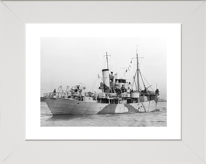 HMS Bream (T306) Royal Navy Fish Class Trawler Port Side View Photo Print Wall Art Decor Posters, Prints, & Visual Artwork Hampshire Prints 10 x 8 White Frame Yes