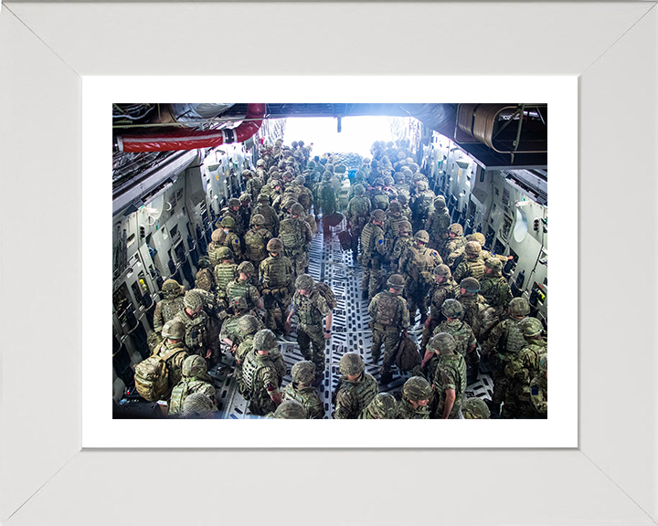 Soldiers arrive in Kabul on a C-17 Photo Print - British Army Hampshire Prints 10 x 8 White Frame Yes