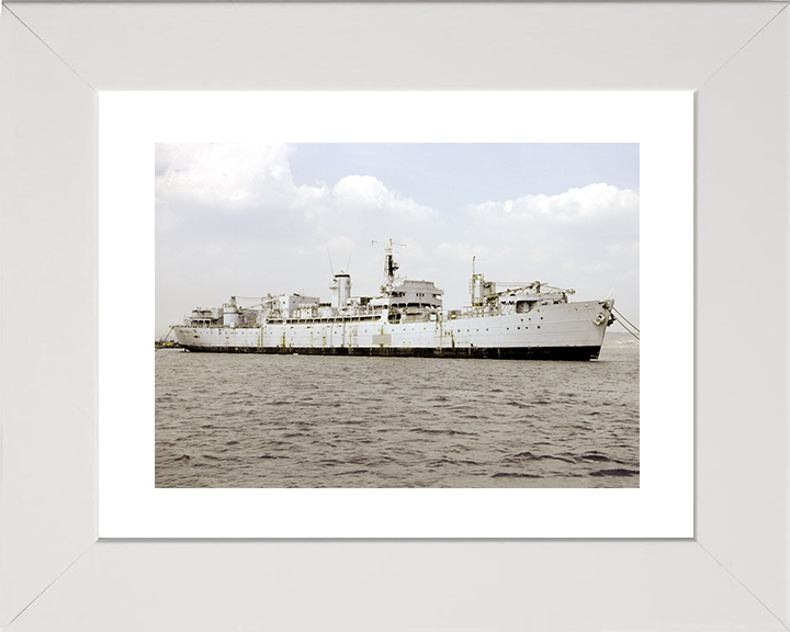 HMS Berry Head (A191) Royal Navy Repair Ship Starboard View Photo Print Wall Art Decor Posters, Prints, & Visual Artwork Hampshire Prints 10 x 8 White Frame Yes