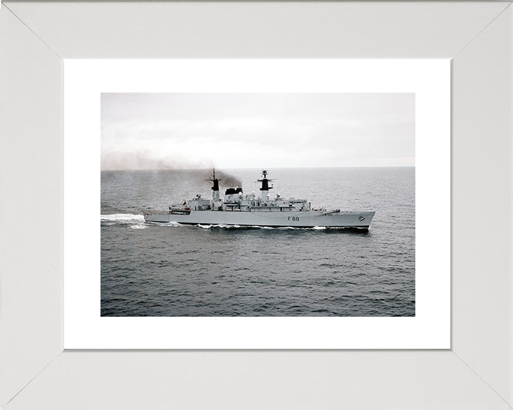 HMS Broadsword (F88) Royal Navy Type 22 Frigate Starboard Beam View Photo Print Wall Art Decor Posters, Prints, & Visual Artwork Hampshire Prints 10 x 8 White Frame Yes