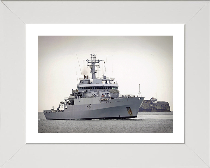 HMS Echo (H87) Photo Print - Spitbank 2006 - Royal Navy Echo Class Survey Vessel Hampshire Prints 10 x 8 White Frame Yes