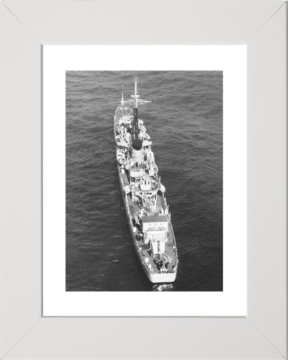 HMS Chequers (R61) Royal Navy C Class Destroyer From Above Photo Print Wall Art Decor Posters, Prints, & Visual Artwork Hampshire Prints 10 x 8 White Frame Yes