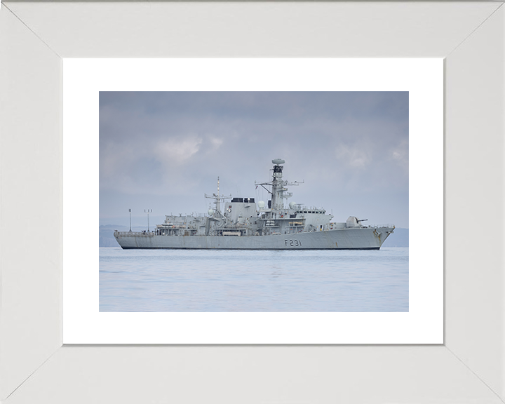 HMS Argyll (F231) Royal Navy Type 23 Frigate Starboard Side View Wall Art Photo Print Decor Posters, Prints, & Visual Artwork Hampshire Prints 10 x 8 White Frame Yes