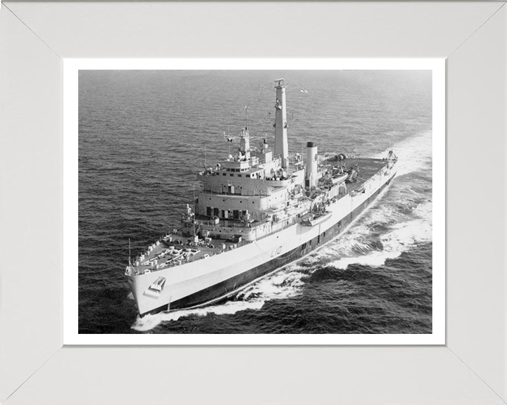 HMS Fearless L10 | Photo Print | Framed Print | Fearless Class | Amphibious ship | Royal Navy Hampshire Prints