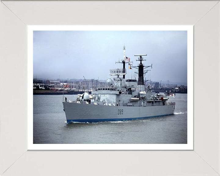 HMS Exeter D89 | Photo Print | Framed Print | Poster | Type 42 | Destroyer | Royal Navy Hampshire Prints