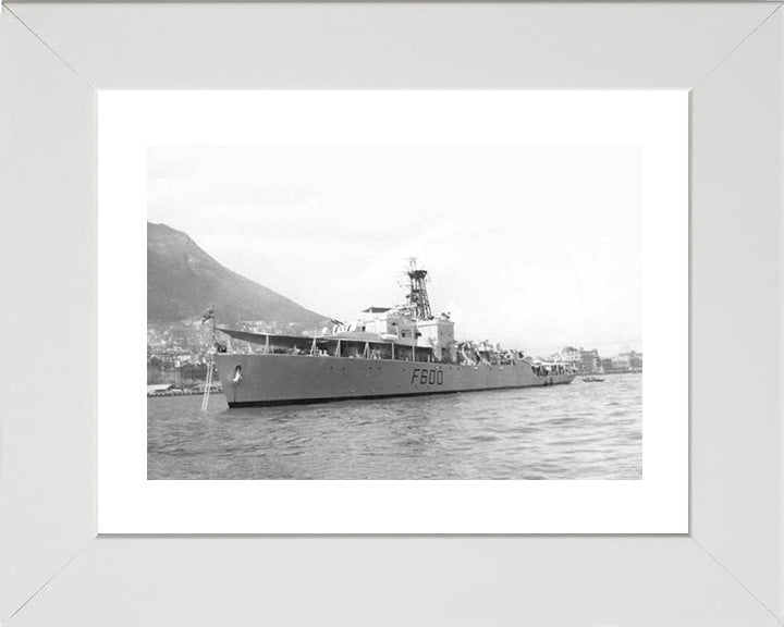 HMS St Brides Bay K600 | Photo Print | Framed Print | Bay Class | Frigate | Royal Navy Hampshire Prints
