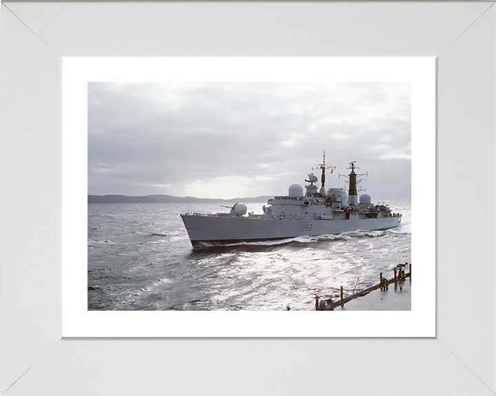HMS Liverpool (D92) Photo Print - At Sea 1986 - Royal Navy Type 42 Destroyer Hampshire Prints 10 x 8 White Frame Yes