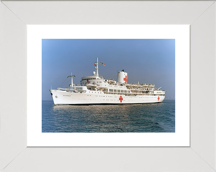 SS Uganda | Photo Print | Framed Print | Poster | Hospital Ship | Royal Navy Hampshire Prints