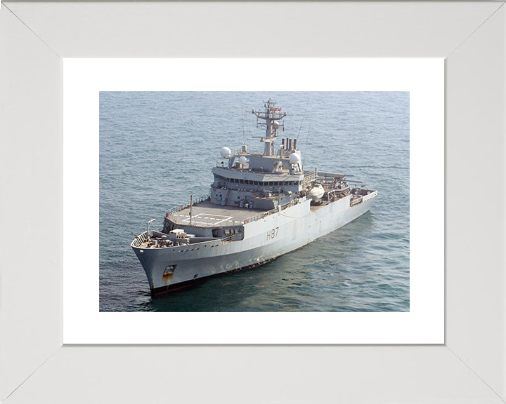 HMS Echo (H87) Royal Navy Echo Class Survey Vessel High Port Bow View Photo Print Wall Art Decor Posters, Prints, & Visual Artwork Hampshire Prints 10 x 8 White Frame Yes