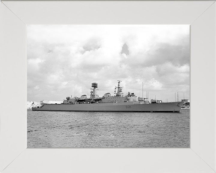 HMS Norfolk (D21) Photo Print - Starboard Beam View - Royal Navy County Class Destroyer Hampshire Prints 10 x 8 White Frame No