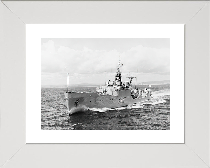 HMS Duncan (F80) Royal Navy Blackwood Class Frigate Port Bow View Photo Print Wall Art Decor Posters, Prints, & Visual Artwork Hampshire Prints 10 x 8 White Frame Yes