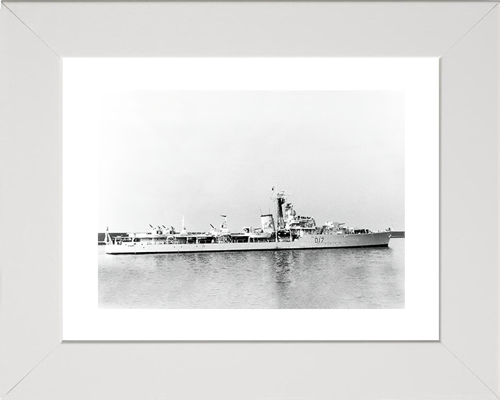 HMS Alamein (D17) Royal Navy Battle Class Destroyer Starboard View Photo Print Wall Art Naval Decor Posters, Prints, & Visual Artwork Hampshire Prints 10 x 8 White Frame Yes