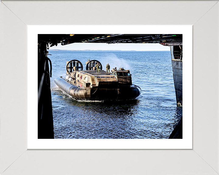 Royal Marines Landing craft Air Cushioned LCAC Hovercraft | Photo Print | Framed Print | Military | Commando | Wall Art | Decor | Photography Hampshire Prints 10 x 8 White Frame Yes