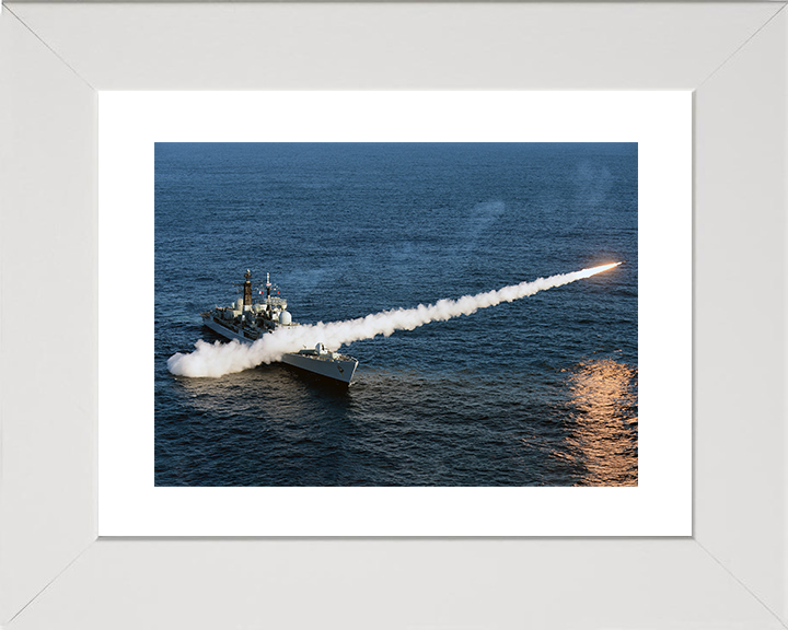 HMS Edinburgh (D97) Royal Navy Type 42 Destroyer Firing Sea Dart Photo Print Wall Art Decor Posters, Prints, & Visual Artwork Hampshire Prints 10 x 8 White Frame Yes