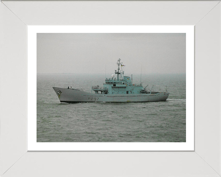 HMS Guernsey P297 Royal Navy Island class Patrol Vessel Photo Print or Framed Photo Print - Hampshire Prints