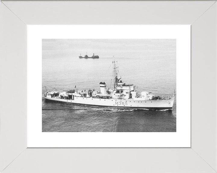HMS Wave J385 (M385) | Photo Print | Framed Print | Algerine Class | Minesweeper | Royal Navy Hampshire Prints