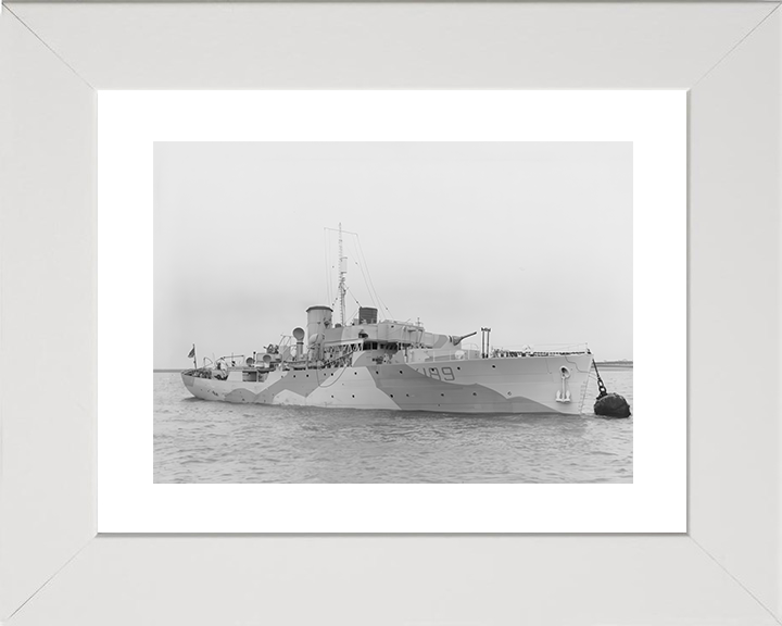 HMS Bergamot (K189) Royal Navy Flower Class Corvette At A Buoy 1942 Photo Print Wall Art Decor Posters, Prints, & Visual Artwork Hampshire Prints 10 x 8 White Frame Yes