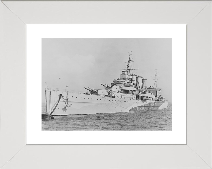 HMS Cumberland (57) Royal Navy County Class Cruiser Warship At a Buoy Photo Print Wall Art Decor Posters, Prints, & Visual Artwork Hampshire Prints 10 x 8 White Frame Yes