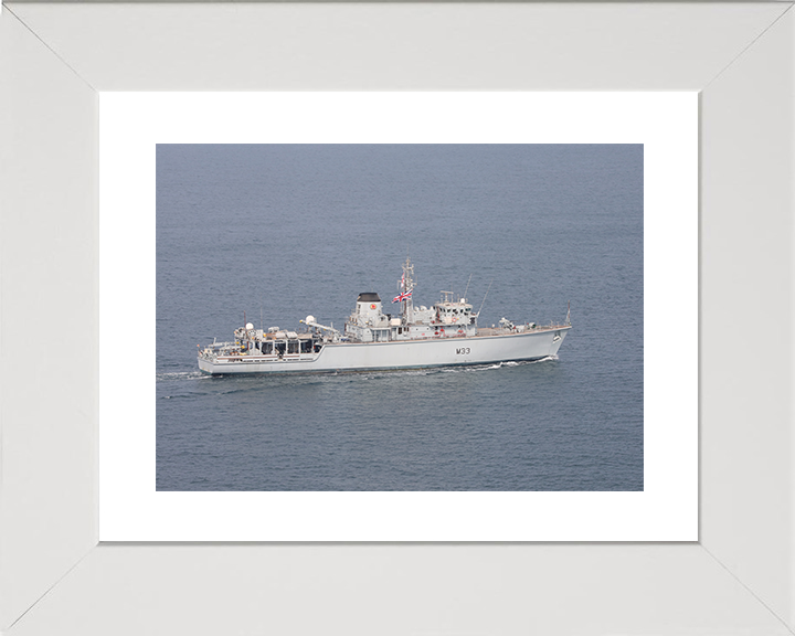 HMS Brocklesby (M33) Royal Navy Hunt Class Mine Warfare Vessel At Sea 2020 Photo Print Wall Art Naval Decor Posters, Prints, & Visual Artwork Hampshire Prints 10 x 8 White Frame Yes