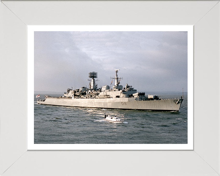 HMS Glamorgan D19 | Photo Print | Framed Print | County Class | Destroyer | Royal Navy Hampshire Prints