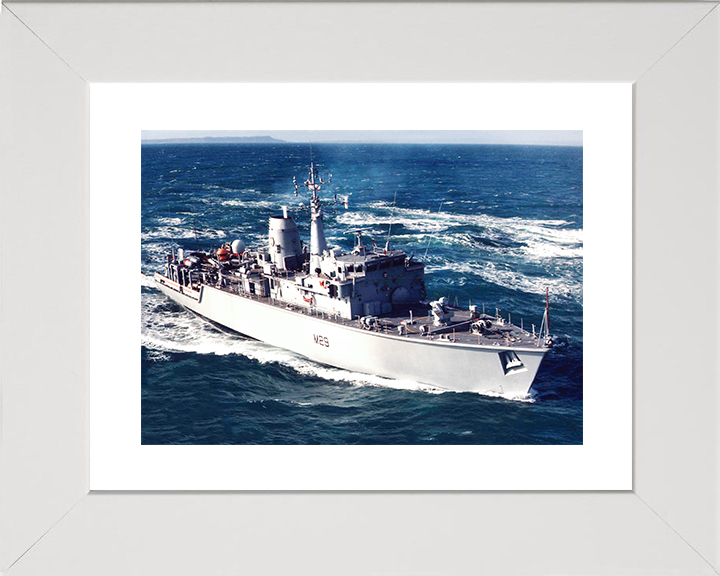HMS Brecon (M29) Royal Navy Hunt Class Mine Warfare Vessel At Sea Photo Print Wall Art Decor Posters, Prints, & Visual Artwork Hampshire Prints 10 x 8 White Frame Yes