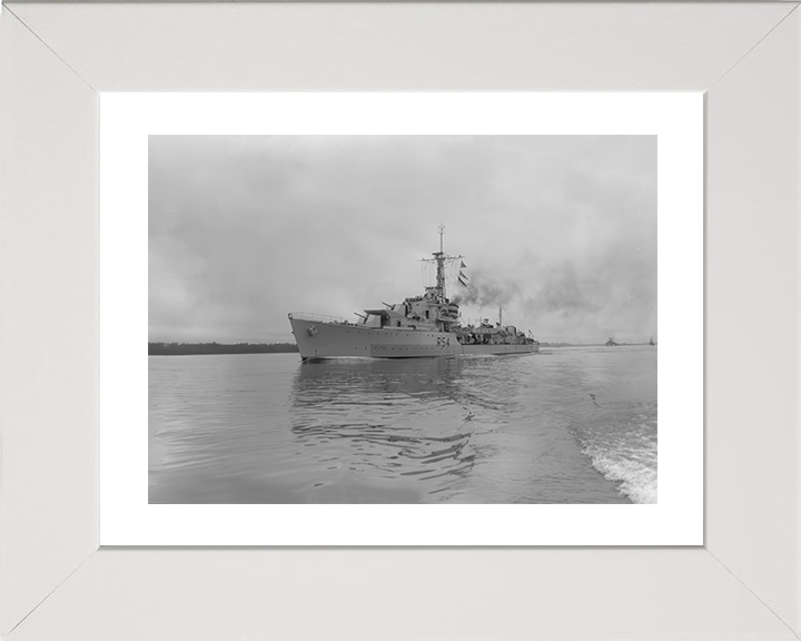 HMS Zodiac (R54) Photo Print - At Sea 1945 - Royal Navy Z Class Destroyer Hampshire Prints 10 x 8 White Frame Yes
